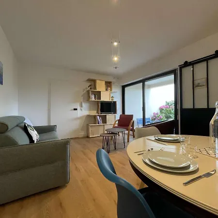 Cosy Avec Terrasse, Piscine Et Proche A La Rochelle - Fr-1-246-627 Apartment
